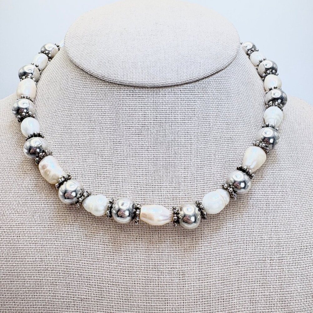 Silver Tone Pearl Ball Bead Design Necklace Toggle Clasp Size 15.25" Length